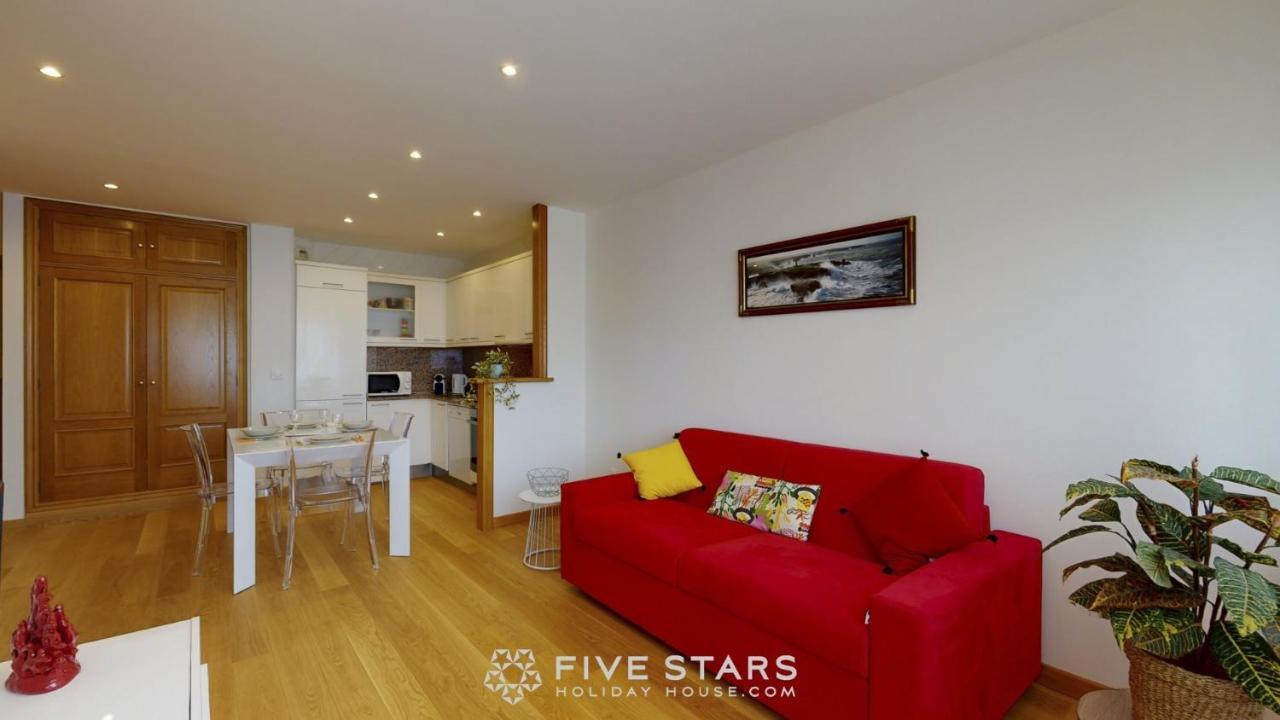 Zhara Five Stars Holiday House - Generale Apartment *